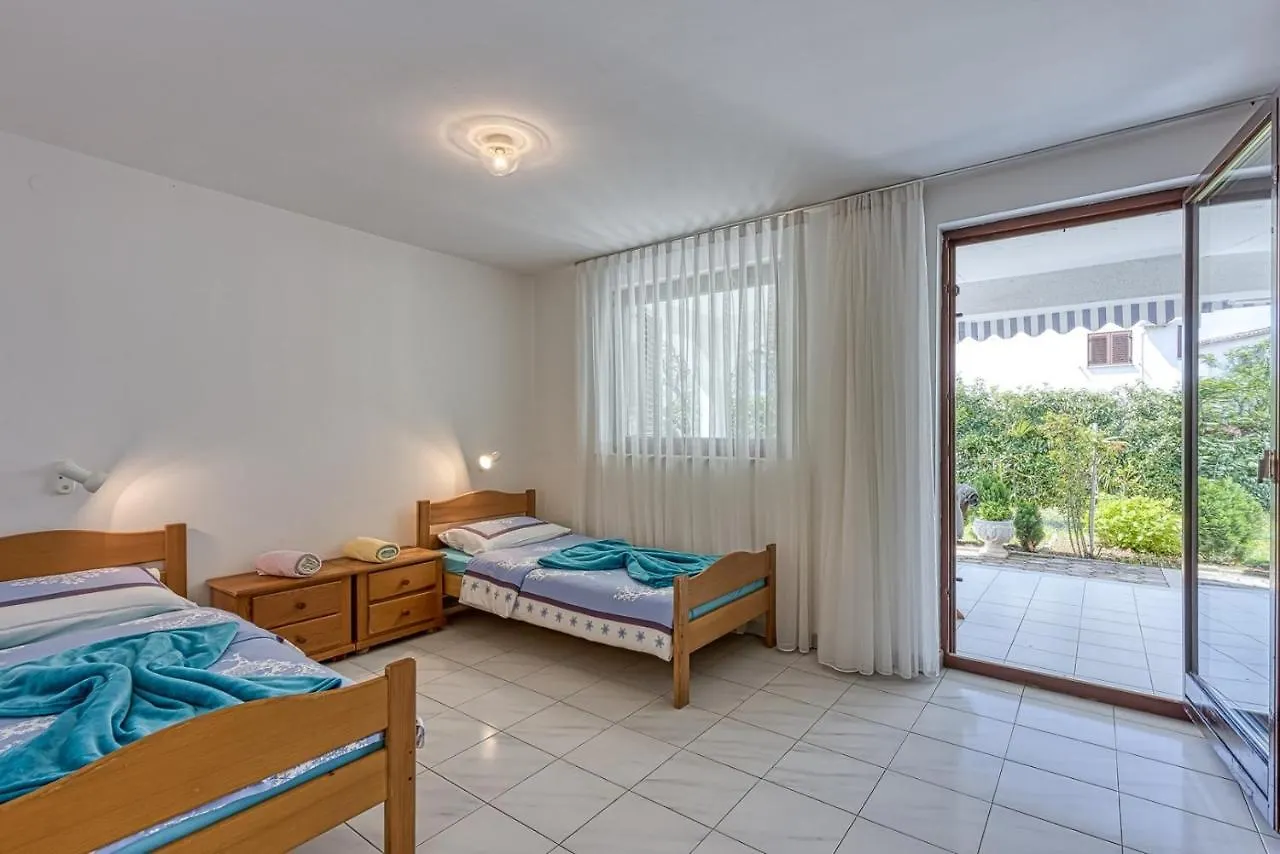 Apartments Kiki Spada 波雷奇 3*,  克罗地亚