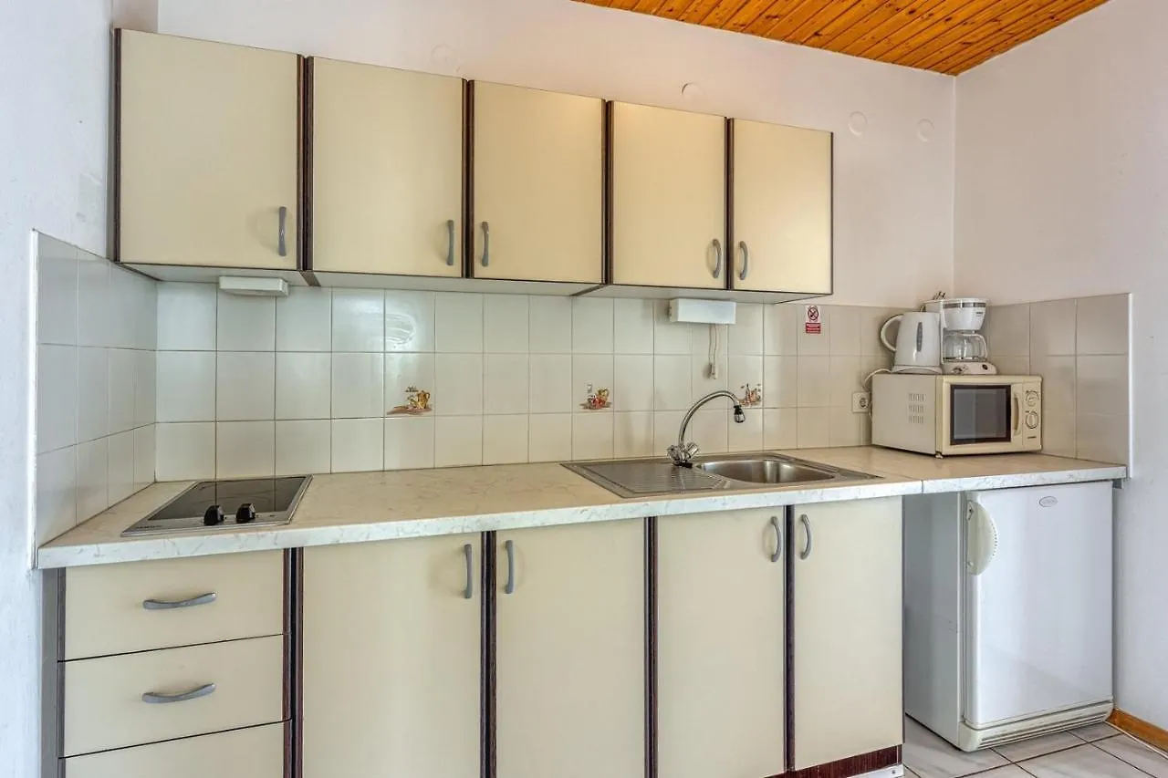 Apartments Kiki Spada 포레치 게스트하우스